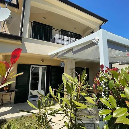 Vacation Elmaso With Private Heated Pool, 4x Air Conditioning בית נופש