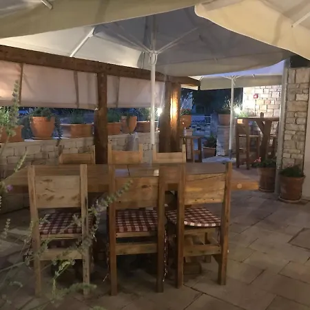 Vacation Elmaso With Private Heated Pool, 4x Air Conditioning