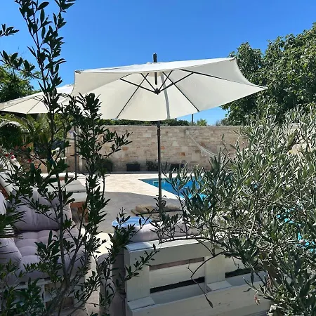 Vacation Elmaso With Private Heated Pool, 4x Air Conditioning * Krnica